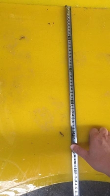 مساحة مكافحة الانزلاق من البولي يوريثان لجهاز حفر الطاولة الدوارة 37 1/2 بوصة 30MM سمك اللون الأصفر 2200MM*1800MM
