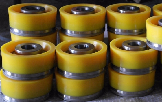 تزوير أجزاء مكبس مضخة الطين البولي يوريثين 5 "× 6" FG-FXG